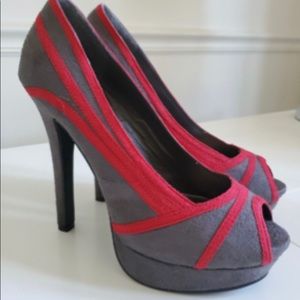 Cute Shoe Dazzle Pumps